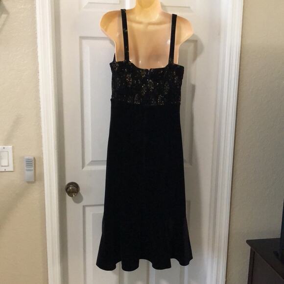 R&K Evening 2pc Black velvet dress and jacket Woman Size 14 Special occasion - Picture 3 of 12